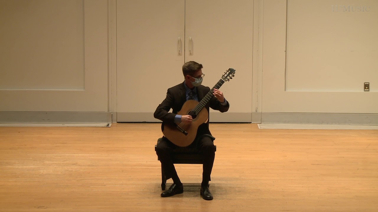 H. Villa-Lobos Prelude 5 in D major- Performed by Alex Lassa