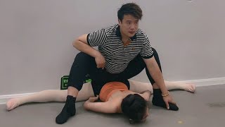 Intensive Chinese Dance Flexibility Training: Elevate Performance