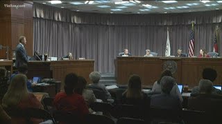 Sterigenics president meets with Cobb commissioners