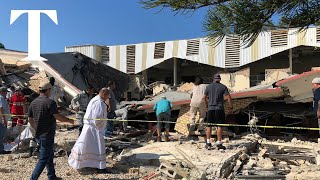 Ten killed in Mexico as church collapses during baptism