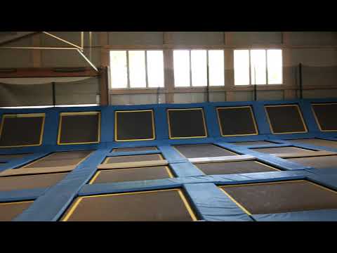 Video: Plasmoid Plettet I En Trampolinpark - Alternativ Visning