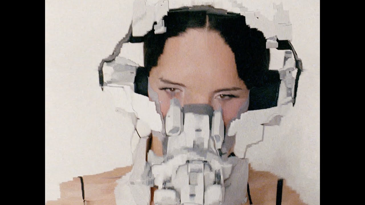Watch Arca - Puta (Official Music Video) on YouTube