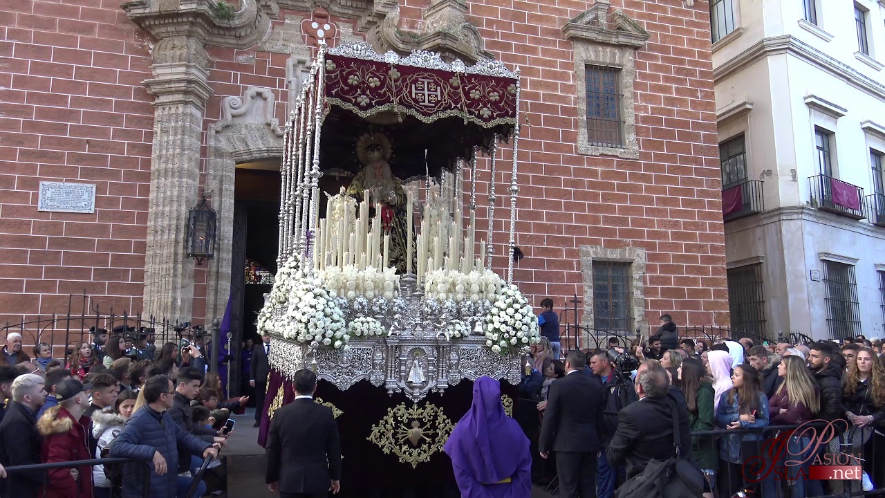 Recogida De La Virgen De Los Dolores Nazareno 4K Semana Santa De recogida-de-la-virgen-de-los-dolores-nazareno-4k-semana-santa-de