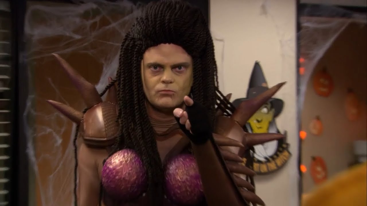 StarCraft x The Office: Dwight dresses as Kerrigan for Halloween but Toby takes his blades