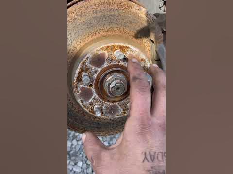 Brake Mechanic Tips removing rotor & set screw - YouTube