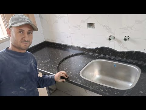 تركيب مطبخ من الاسود الاسواني بلمسه بسيطه والشكل النهائى روعه