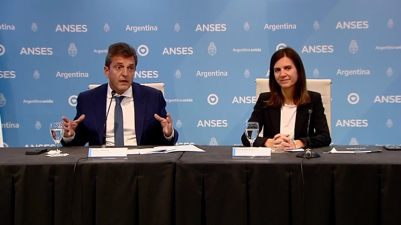 El Gobierno anunció un aumento de 15,6% para jubilaciones y un bono de ...