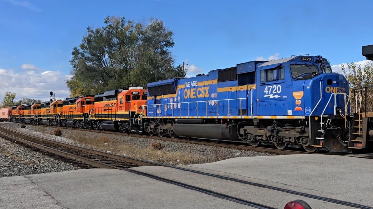 One Csx CSX Train M346 with CSX 4720 ONE-CSX and Dead BNSF Units Trailing at ...
