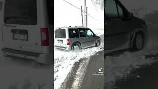 Ford Connect Karlı Yolar