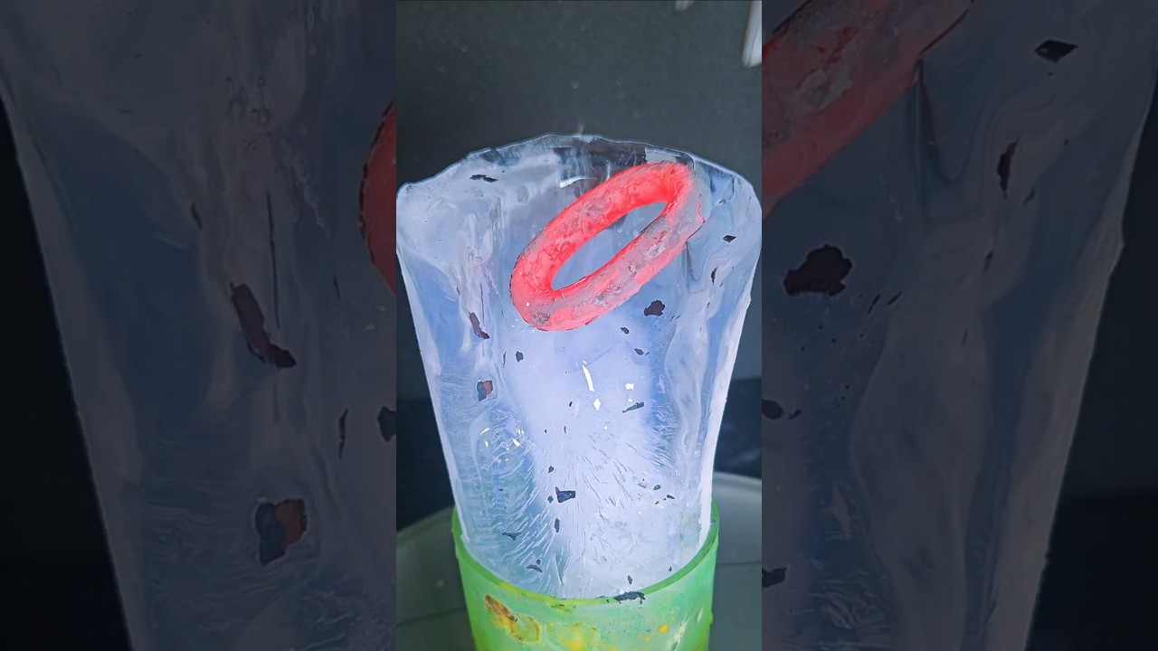 Ball Melts Ice Cube From Inside Out! 🔴➡️💧