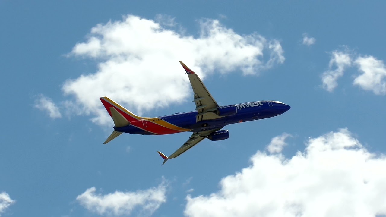 Southwest Airlines Boeing 7378H4 [N8578Q] Takeoff from Detroit (KDTW