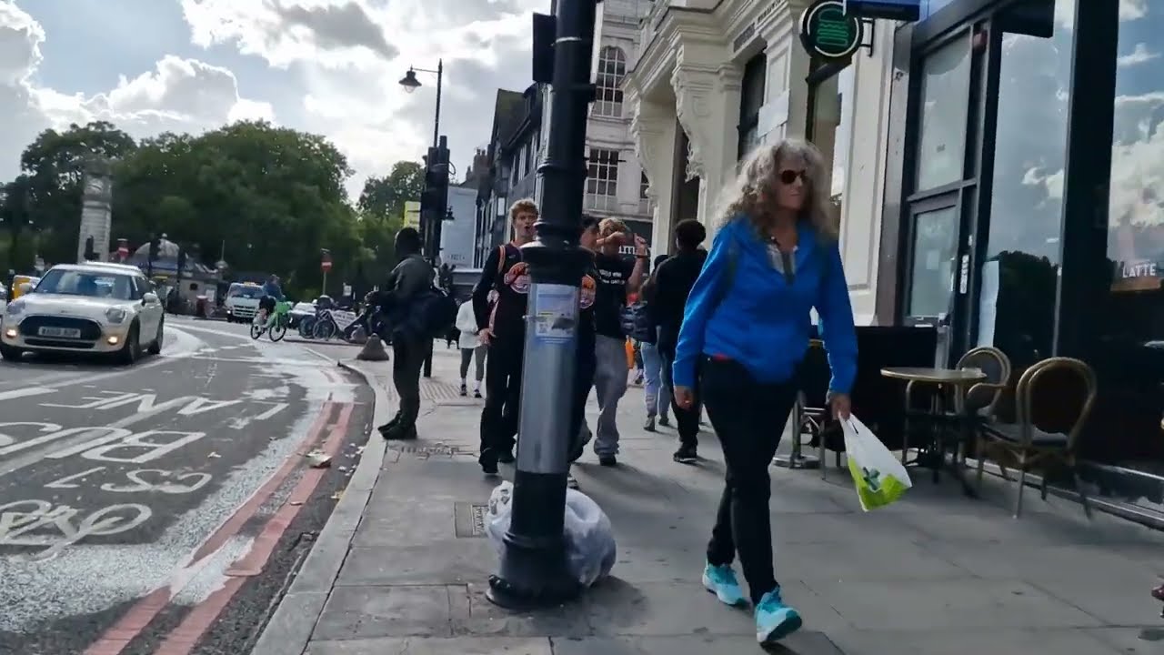 CLAPHAM HIGH STREET (2025) Walking Through 