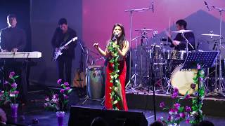 Video thumbnail of "Lucy Helena - Camina Minero (En vivo)"