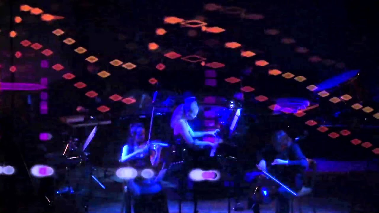 Schostakovitsch/Music:Eyes - Semi-transparent scrim Live Concert