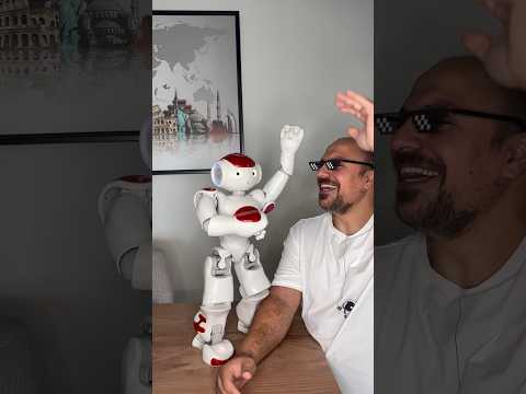 طلع بيحكي اسباني كمان شربل النجار ملك الروبوت  