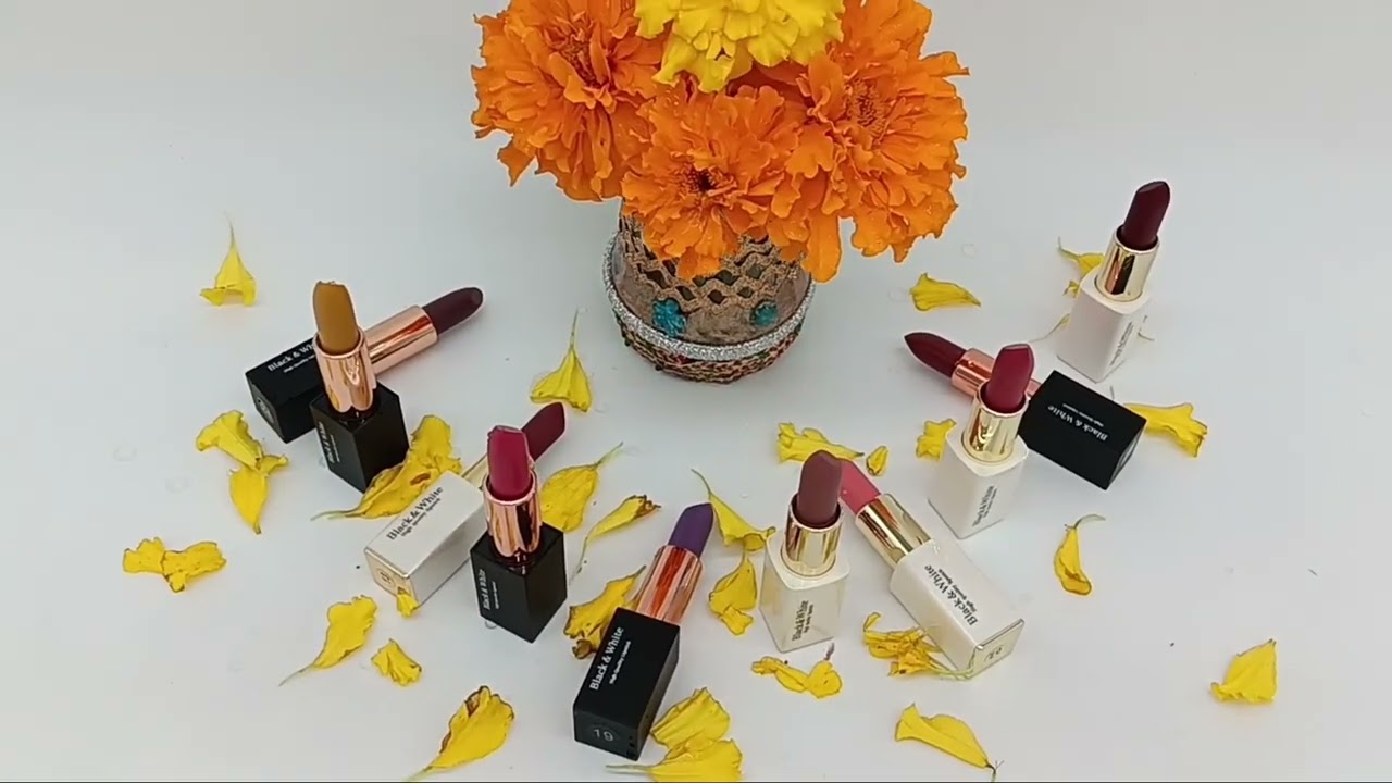 Lipstick with beautiful yellow flowers