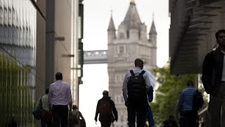 UK Economy: Inflation Hits 2% Goal, Buoying Case for Rate Cut