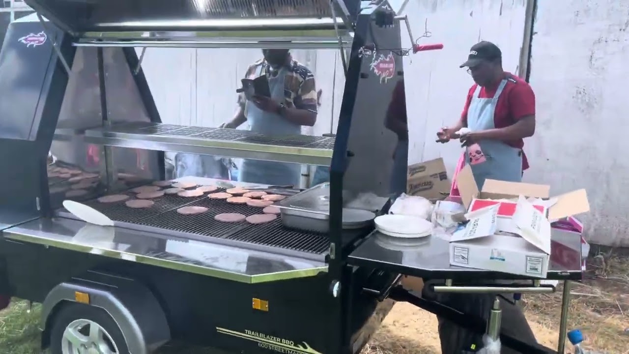 Commercial BBQ Trailer - Trailblazer 600 grilmaster - Ultimate Burger trailer: feeds 800 at event