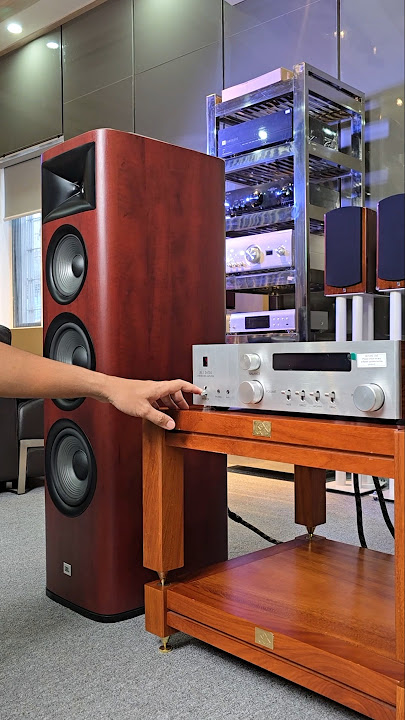 High-performance floorstanding loudspeaker | JBL Studio 698W with SA750 Stereo Amplifier