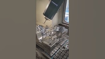 come sono veloci#stampingmolddesign#automotive#worknc#cadcam