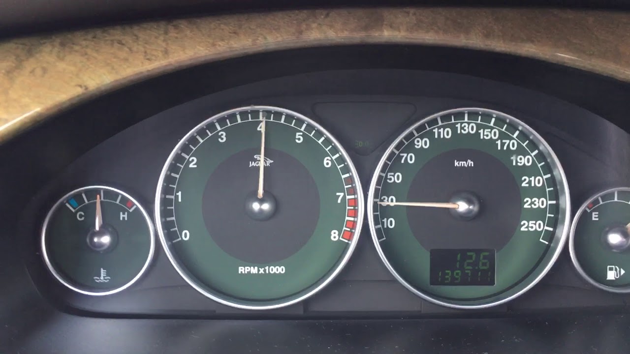 Jaguar x-type 2.5 V6 0-100 2002 acceleration