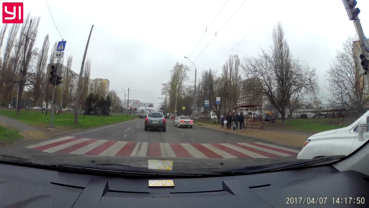 М.Жукова выезд из Радужного дтп одесса 2017 0407 141544 М.Жукова выезд из Радужного дтп одесса 2017 0407 141544