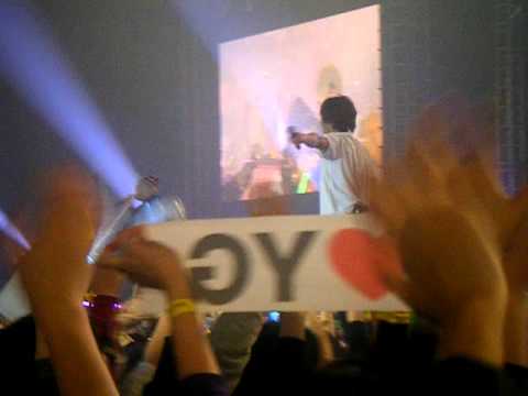 [Fancam]We Are the World ②@YG FAMILY CONCERT 20101205