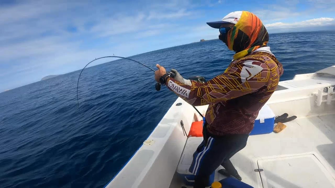 Fishing Trip Flat Island GT Whales Dolphins Mauritius Oct 2023
