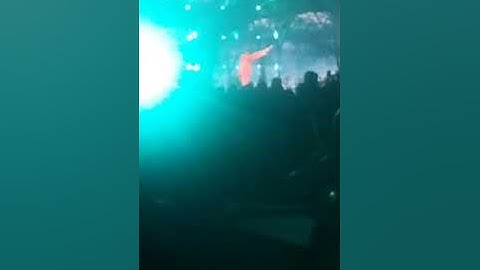 Zamani Slam - Tak Mungkin Berpaling Konsert Rock Legend Berzaman Mega Star Arena