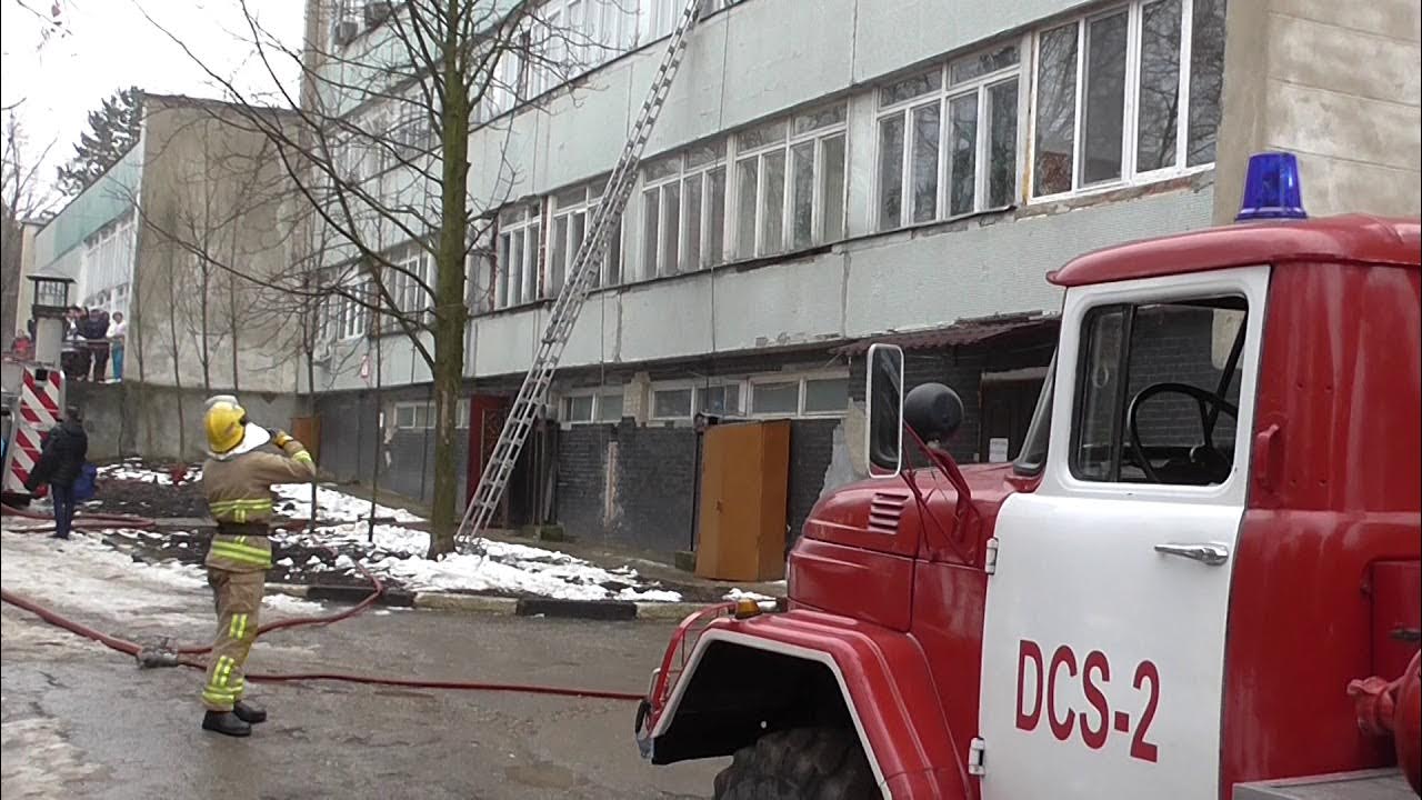 Психиатрическая больница кащенко санкт-петербург. Лермонтова 28 психиатрическая больница. Проходная лермонтова 28. Психбольница в кашире. Старомакарьевское кладбище.