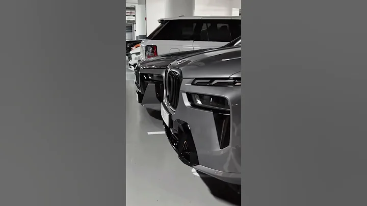 "BMW i7 x X7: Power Meets Luxury.💪✨  #bmw #bmwi7 #bmwx7 #carspotting #luxurycars #shorts