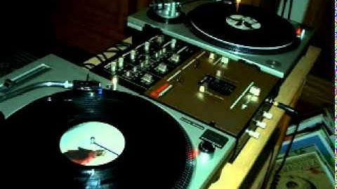 Rob swift Feat Gudtyme - The earth