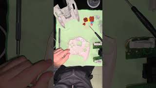 Sega Dreamcast controller completely disassembled