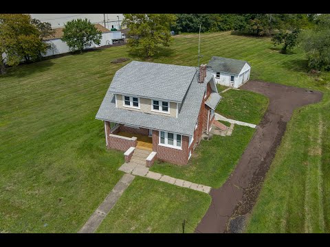 1075 S County Line Rd, Souderton, PA home video tour