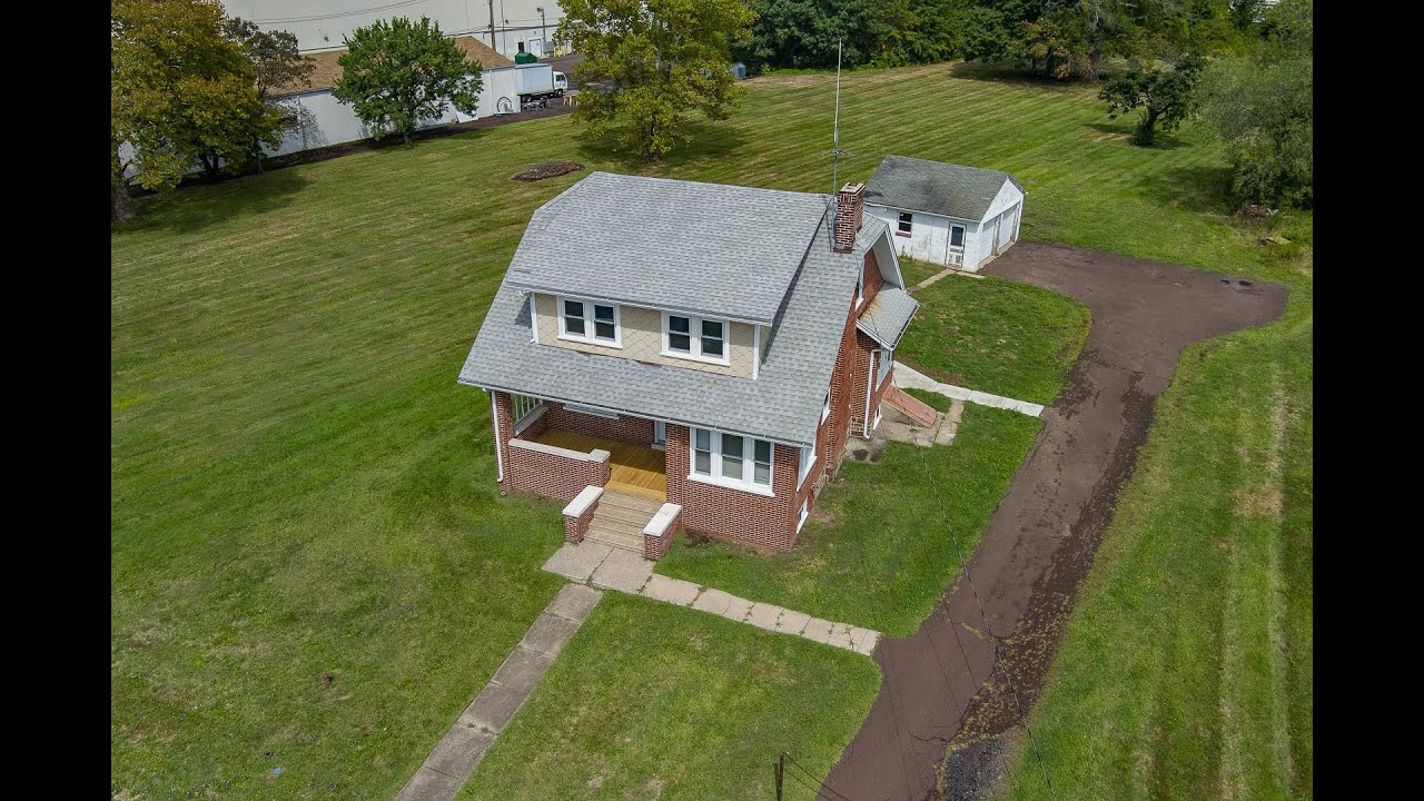 1075 S County Line Rd, Souderton, PA 18964