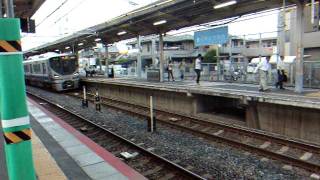 JR西日本225系5000番台E505編成到着&E520+E516編成 快速和歌山行き発車