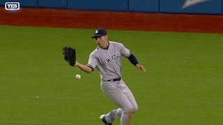 NYY@TOR: Ellsbury commits an error in the 6th