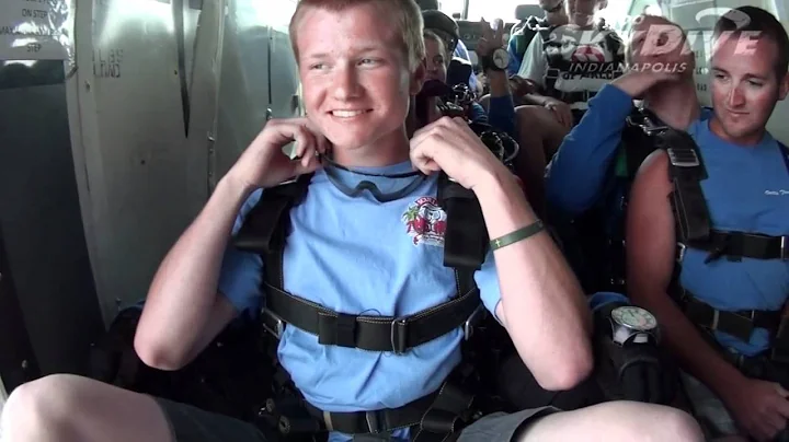 Aaron Alward's Tandem skydive!
