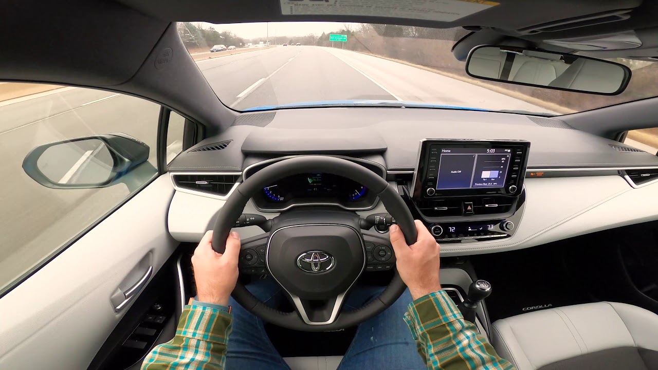 2020 Toyota Corolla Hatchback XSE Manual Transmission: Virtual Test