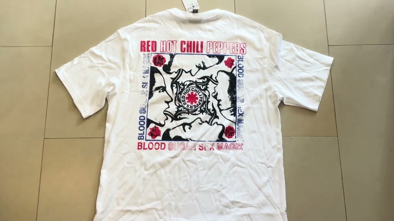 H&M T shirt Red Hot Chili Peppers unboxing
