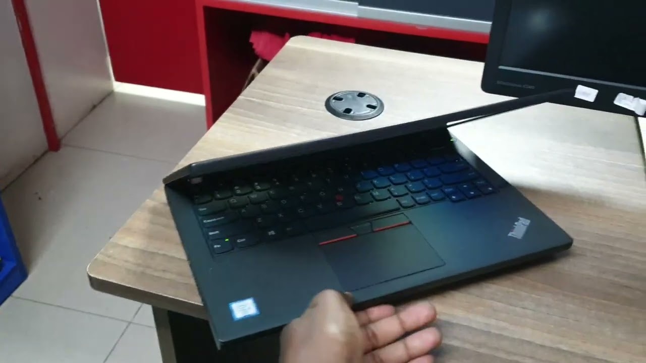 Lenovo Thinkpad X260 Core i5 was and is a powerful little Laptop