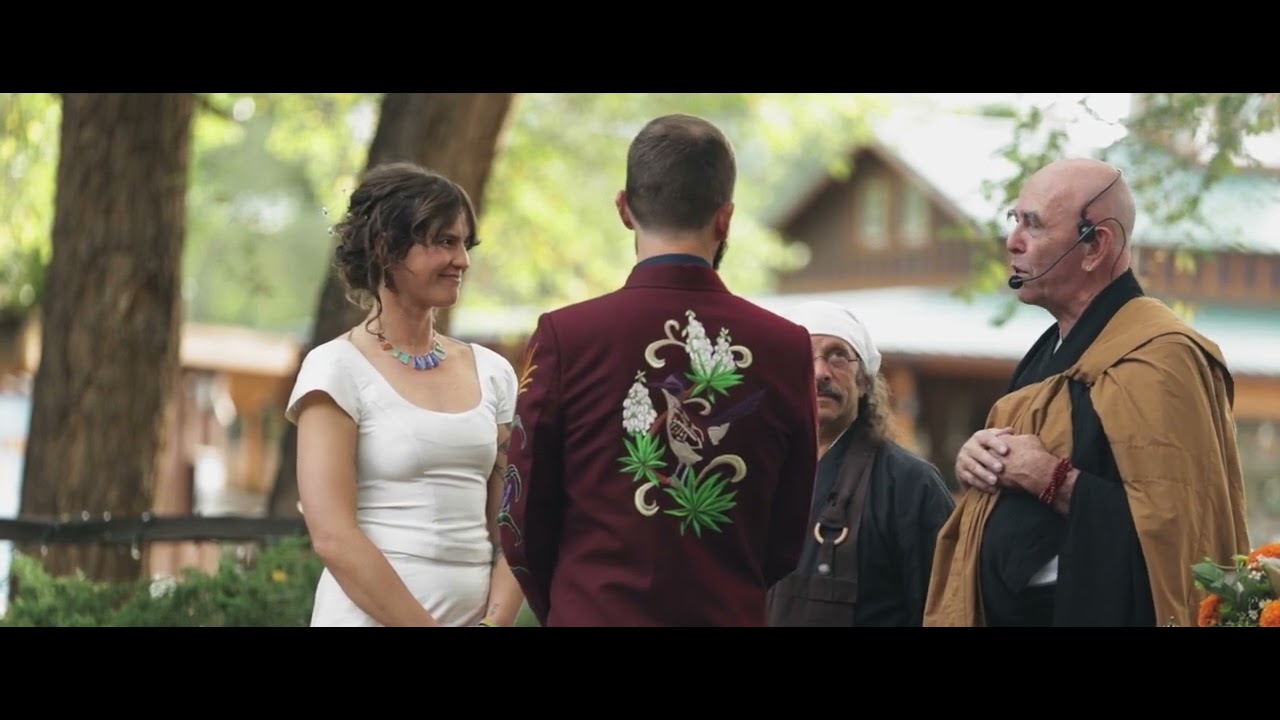 Madison and Sebastiaan's Outdoor Farm Style Wedding in Albuquerque, New Mexico