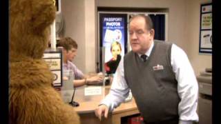 Bungle Bear Ray Mears Post Office Advert.wmv