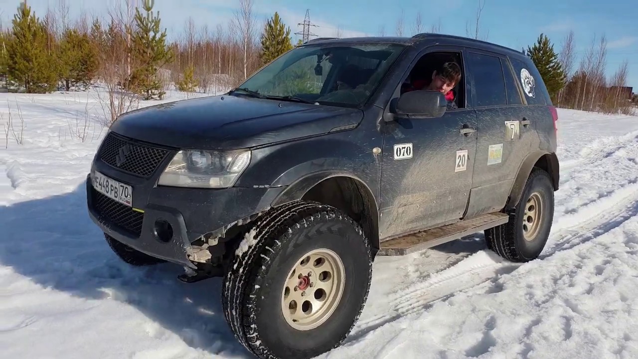 Suzuki grand vitara багажник
