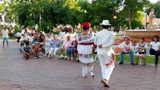 Dancing in the Park (MEX 2018)