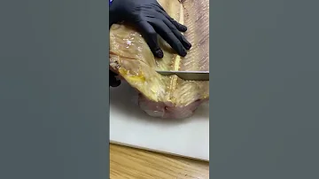 Режем Нельму и отправим сейчас этот обалденный кусок на доставку👍 Заказывайте доставку😉