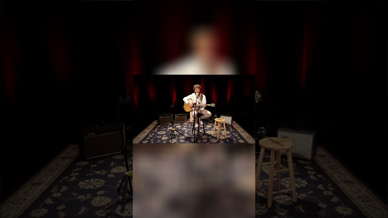 Stuck in the middle 🎶