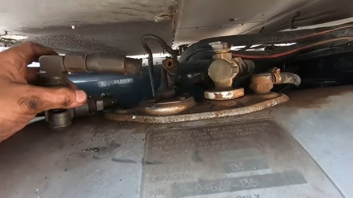 Peterbilt Fuel Tanks Not Equalizing: Quick Fixes to Save Fuel Efficiency