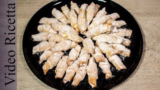 Cornetti con Petali di Rosa e Noci | Cornets with Rose Petals and Walnuts