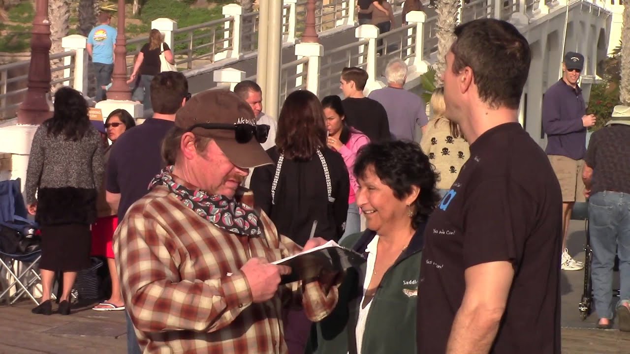 People Sign "I Support Illiteracy" Petition to "Spread Illiteracy" in America